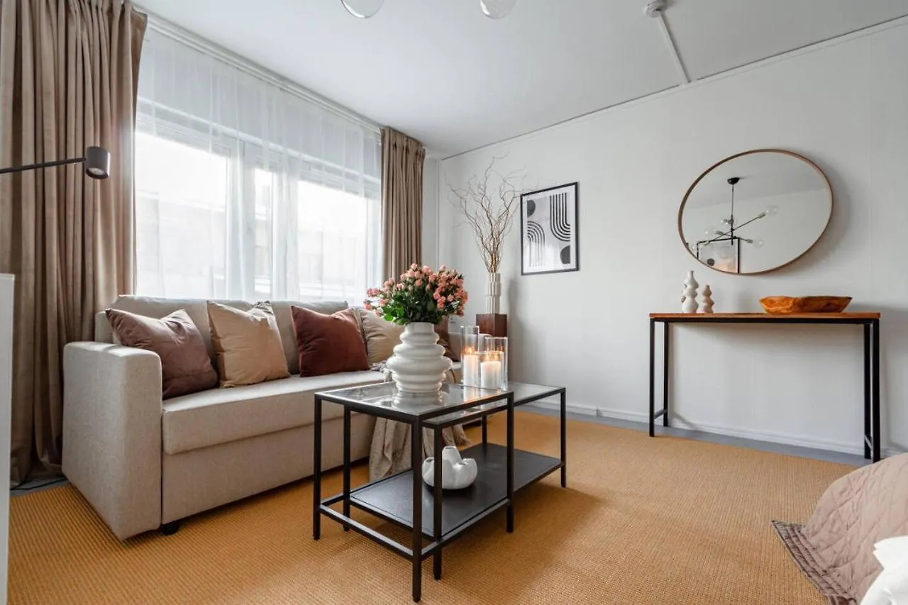 Simple Studio In Trendy Soedermalm - Construction Work contacts